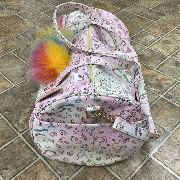 ✨Host Pick✨Under One Sky Unicorn Weekender Duffel Bag Gold Accents, Pink… - Picture 4 of 12